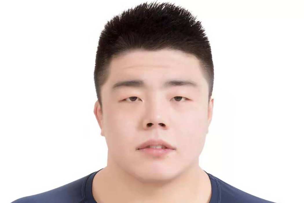 劉肖飛(中國男子摔跤運動員) 劉肖飛(中國男子摔跤運動員)