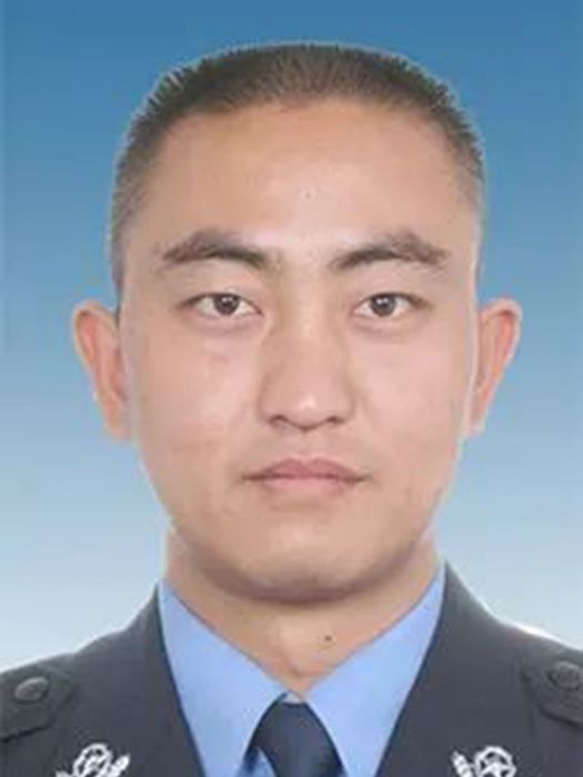 梁永光(雲南省麗江市華坪縣公安局政工室主任) 梁永光(雲南省麗江市華坪縣公安局政工室主任)