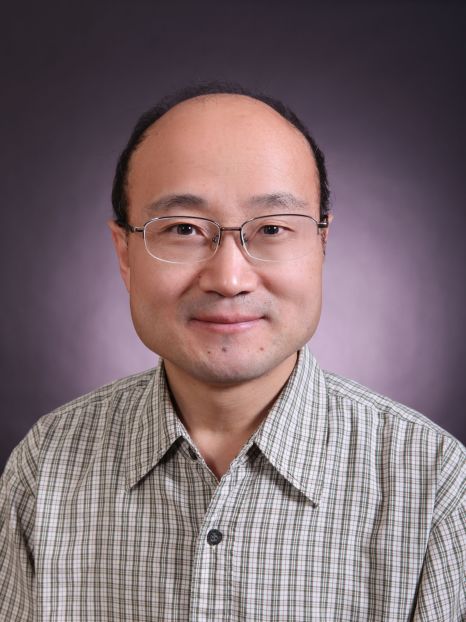 李東風(北京大學數學科學學院副教授) 李東風(北京大學數學科學學院副教授)