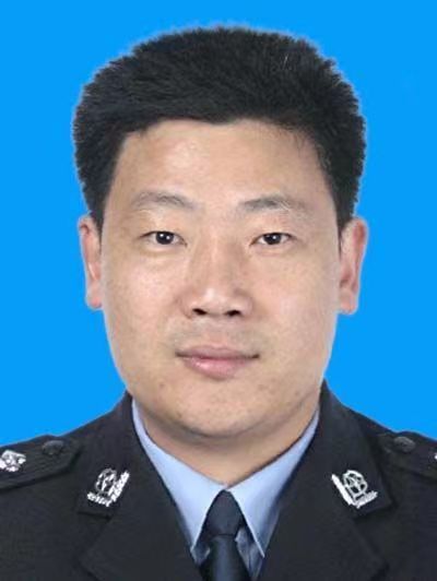 韓健(山東省臨沂市臨沭縣公安局黨委委員、副政委、二級警長) 韓健(山東省臨沂市臨沭縣公安局黨委委員、副政委、二級警長)