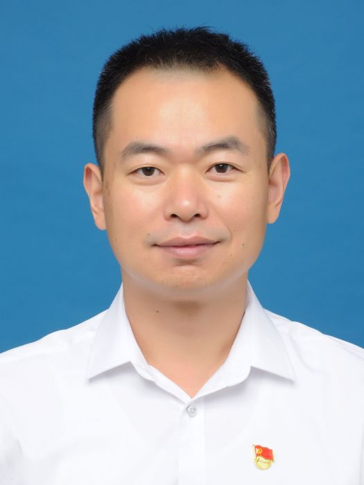 鄭文杰(浙江省餘姚市中國塑膠城管理中心黨組成員、副主任) 鄭文杰(浙江省餘姚市中國塑膠城管理中心黨組成員、副主任)