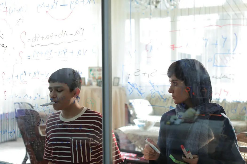 女人和孩子(賽義德·魯斯塔伊執導的電影) 女人和孩子(賽義德·魯斯塔伊執導的電影)