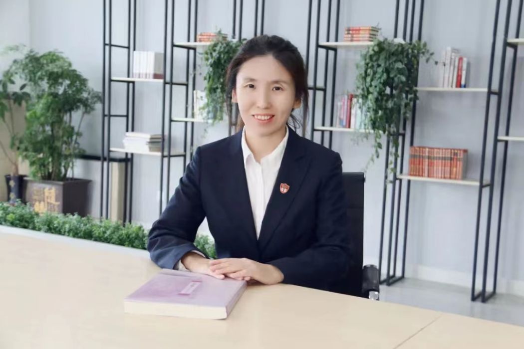 曹娜麗 曹娜麗