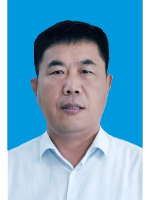 劉德修(山東省菏澤市牡丹區行政審批服務局黨組副書記、局長) 劉德修(山東省菏澤市牡丹區行政審批服務局黨組副書記、局長)