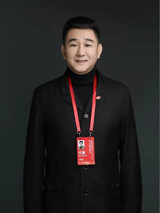 于振浩(北京雜技家協會副主席) 于振浩(北京雜技家協會副主席)
