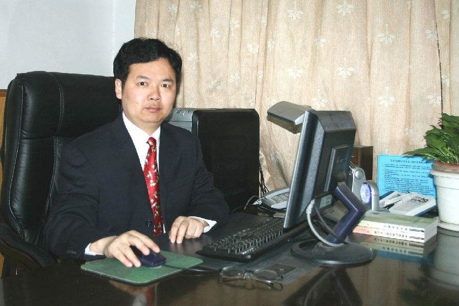 覃彩芹 覃彩芹