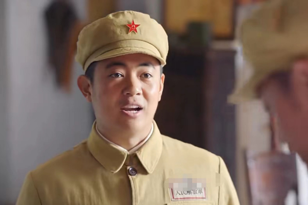 嚴選(年代海戰劇《紅鯊突擊》中的角色) 嚴選(年代海戰劇《紅鯊突擊》中的角色)