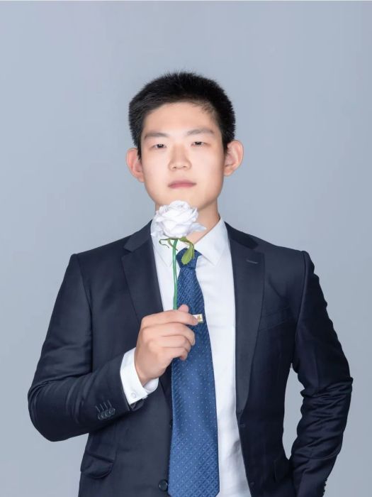 李明雨(東南大學儀器科學與工程學院智慧型感知工程專業2020級本科生) 李明雨(東南大學儀器科學與工程學院智慧型感知工程專業2020級本科生)