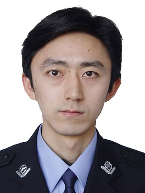 丁奇(浙江省紹興市公安局黨委委員、情報指揮中心主任) 丁奇(浙江省紹興市公安局黨委委員、情報指揮中心主任)