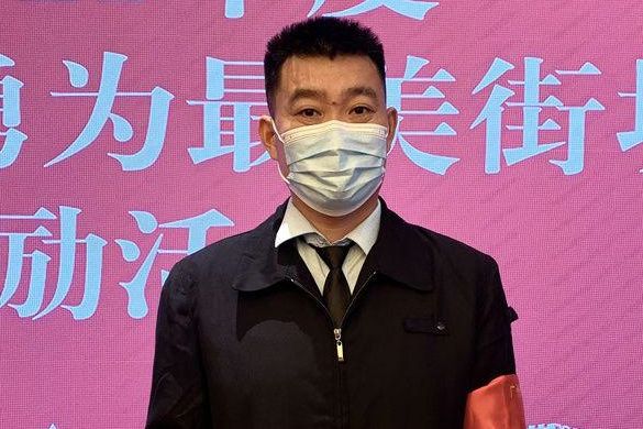 王永超(廣州公交集團白雲(公交)公司計程車司機) 王永超(廣州公交集團白雲(公交)公司計程車司機)