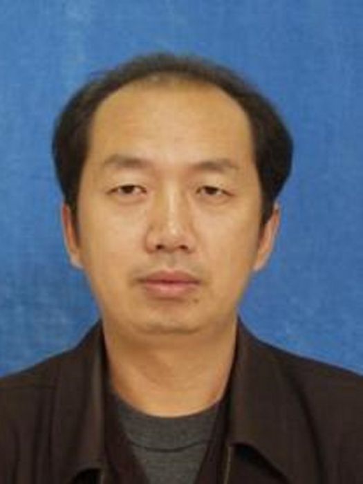 薛新國(天津師範大學中國政治教研室主任) 薛新國(天津師範大學中國政治教研室主任)