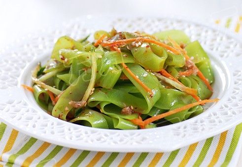 綠色涼皮 綠色涼皮