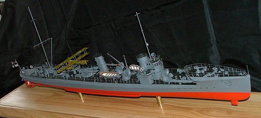 經過改裝後V-25級驅逐艦模型