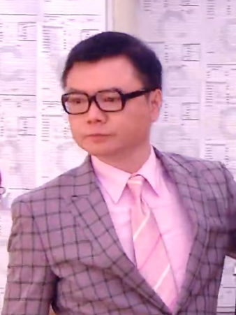 李仲德(電視劇《情人眼裡高一D》中的角色) 李仲德(電視劇《情人眼裡高一D》中的角色)
