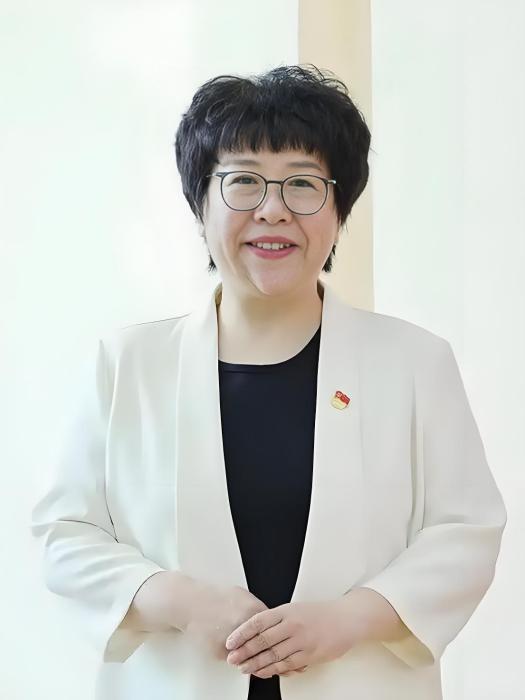 吳霞(哈爾濱市第六中學校校長) 吳霞(哈爾濱市第六中學校校長)