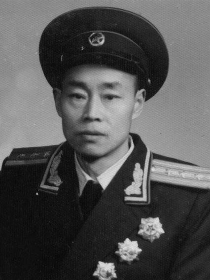 李昌興(原成都軍區後勤部運輸部副部長開國將領) 李昌興(原成都軍區後勤部運輸部副部長開國將領)