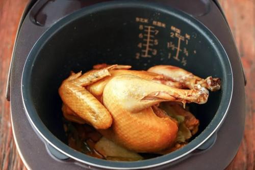 電飯鍋鹽焗雞