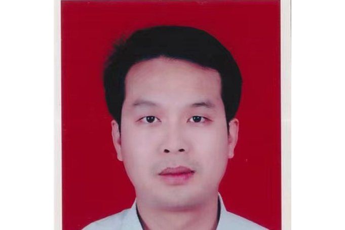 周建輝(長沙市啟航學校副校長) 周建輝(長沙市啟航學校副校長)