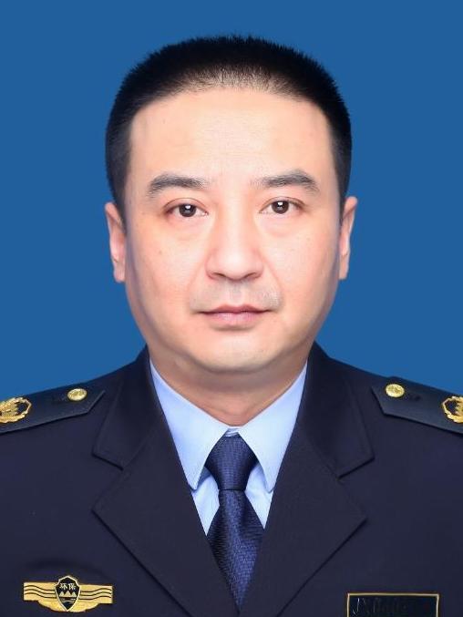 徐勇(浙江省嘉興市南湖區市場監督管理局黨委委員、總工程師) 徐勇(浙江省嘉興市南湖區市場監督管理局黨委委員、總工程師)