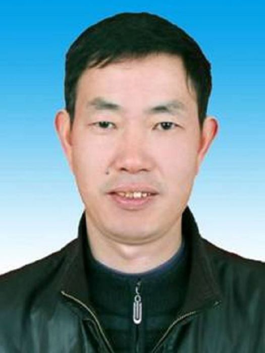 曾彥(新疆烏魯木齊市米東區委常委、副區長) 曾彥(新疆烏魯木齊市米東區委常委、副區長)