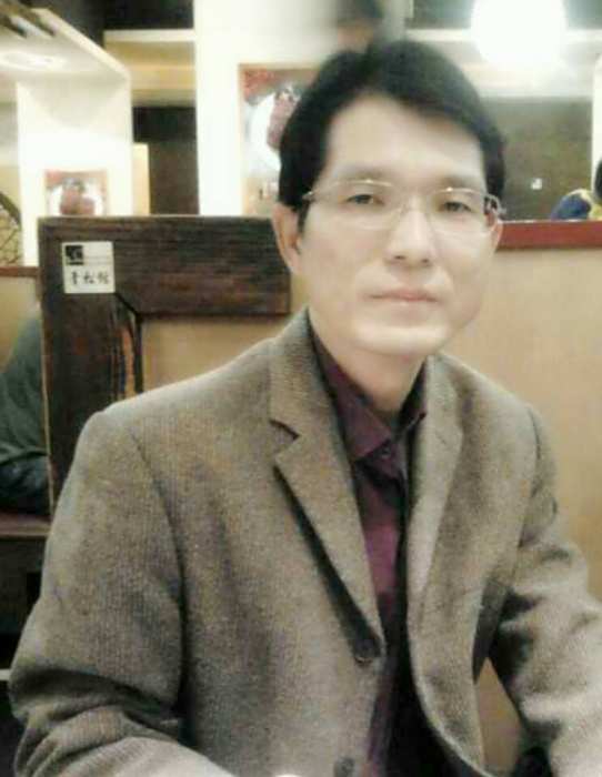 徐哲根 徐哲根