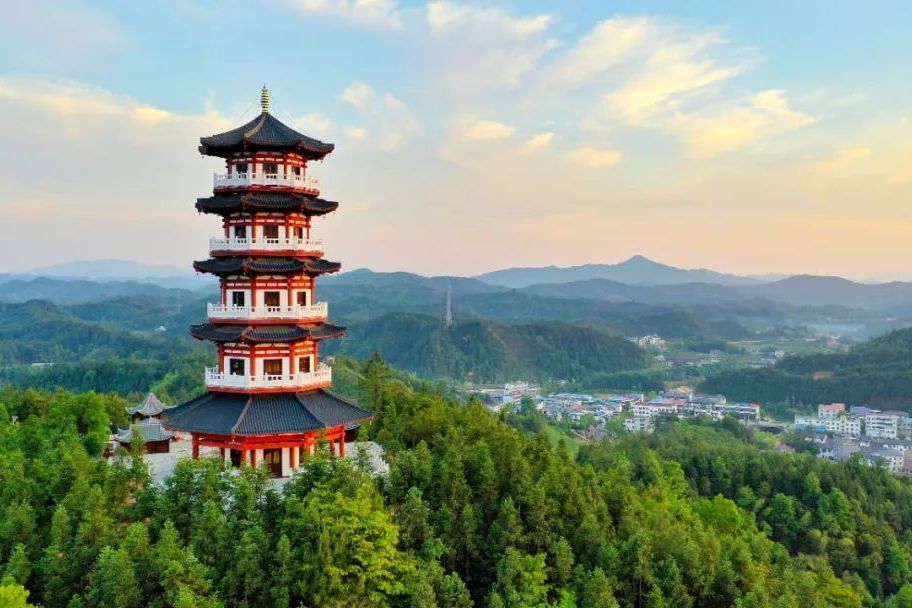文峰塔(湖南省瀏陽市中和鎮蒼坊旅遊區文峰塔) 文峰塔(湖南省瀏陽市中和鎮蒼坊旅遊區文峰塔)