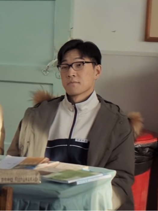 胡開智(青春懸疑犯罪短劇集《膽小鬼》中的男配角) 胡開智(青春懸疑犯罪短劇集《膽小鬼》中的男配角)