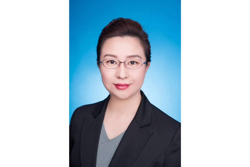 李梅(黑龍江省工業和信息化廳黨組成員、駐廳紀檢監察組組長) 李梅(黑龍江省工業和信息化廳黨組成員、駐廳紀檢監察組組長)