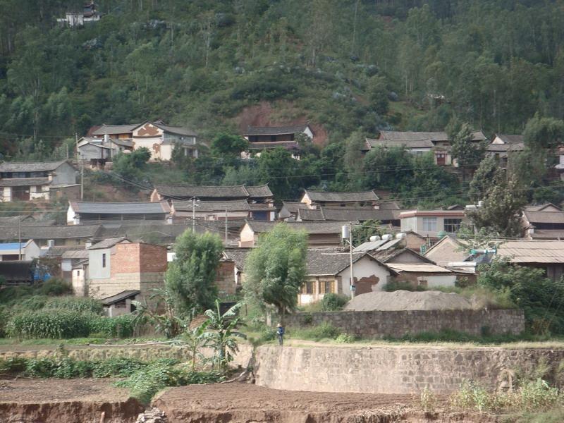 波村村 波村村