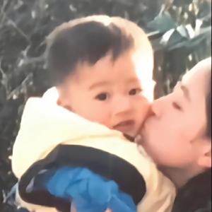 張凌赫