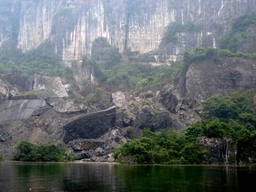 稻池村 稻池村