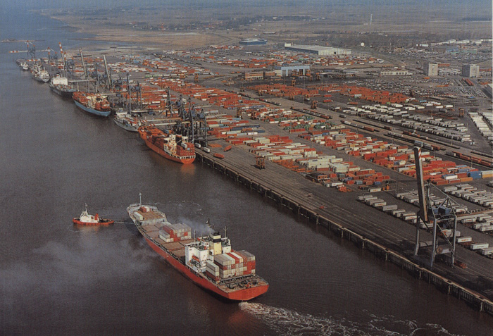 1986年的不萊梅哈芬貨櫃港
