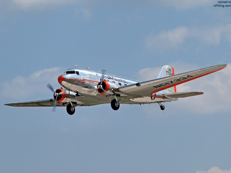 DC-3(DC-3客機)