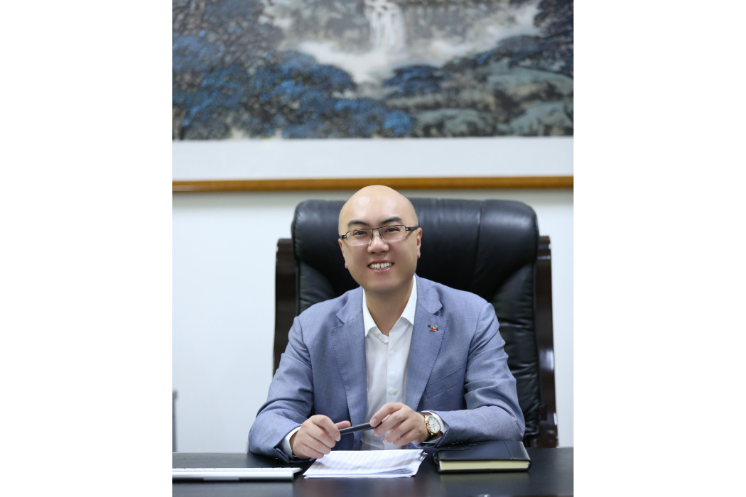 王星(黑龍江哈爾濱大眾交通運輸公司董事總經理) 王星(黑龍江哈爾濱大眾交通運輸公司董事總經理)