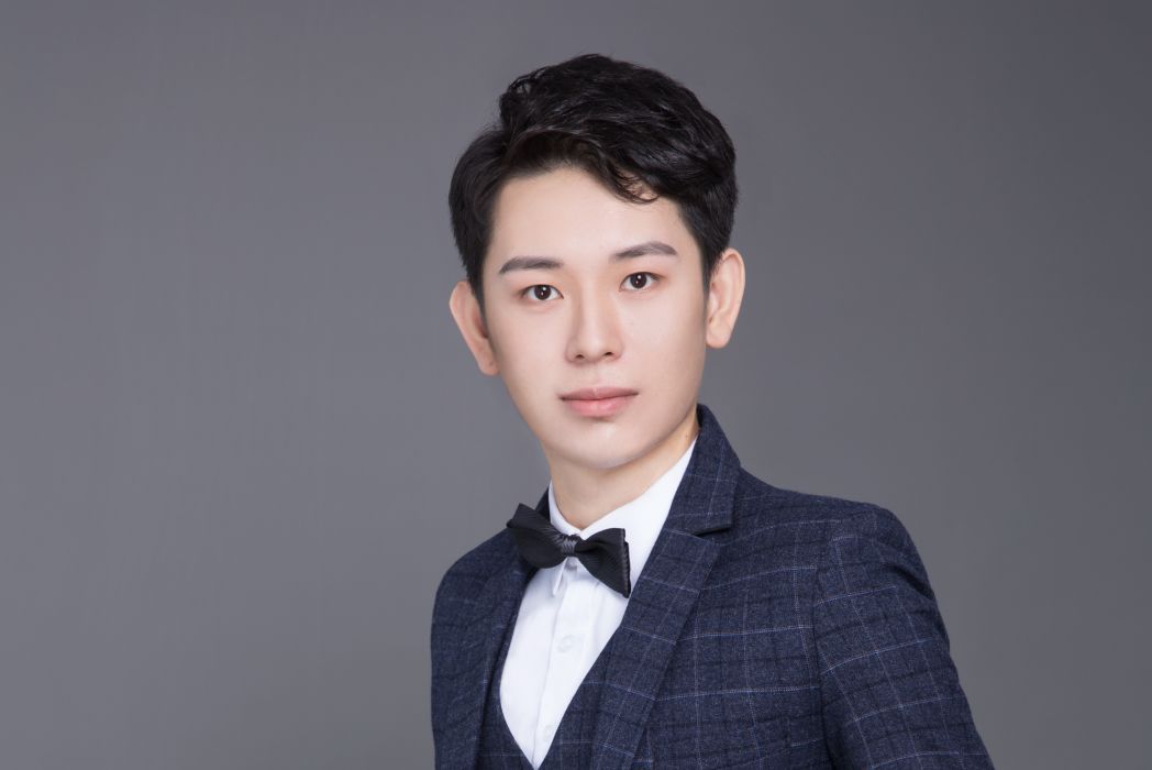 閆輝(太閤IT學院創始人) 閆輝(太閤IT學院創始人)