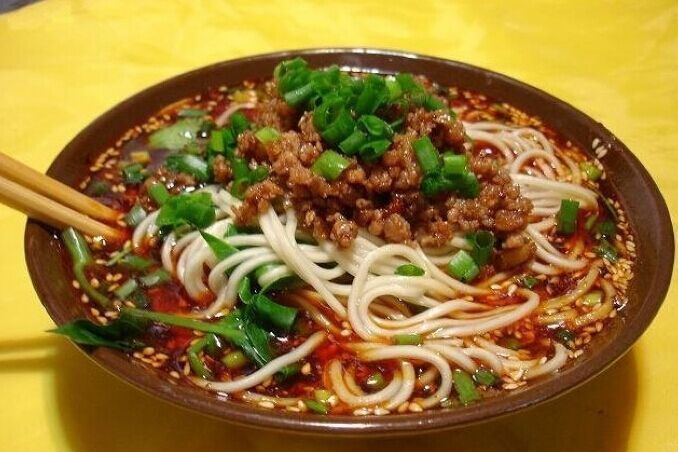 洞子小面 洞子小面