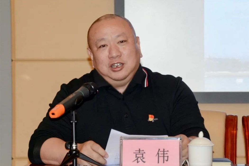 袁偉(福建省廈門市思明區鼓浪嶼街道黨工委副書記、辦事處主任) 袁偉(福建省廈門市思明區鼓浪嶼街道黨工委副書記、辦事處主任)