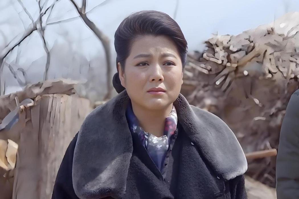 黃大妮(都市情感劇《黃大妮》中的女主角,由王茜華飾演) 黃大妮(都市情感劇《黃大妮》中的女主角,由王茜華飾演)