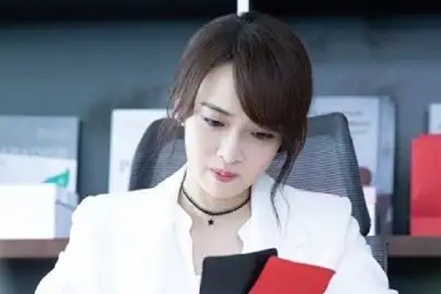 蔣媛(電視劇《我不能戀愛的女朋友》中的角色) 蔣媛(電視劇《我不能戀愛的女朋友》中的角色)