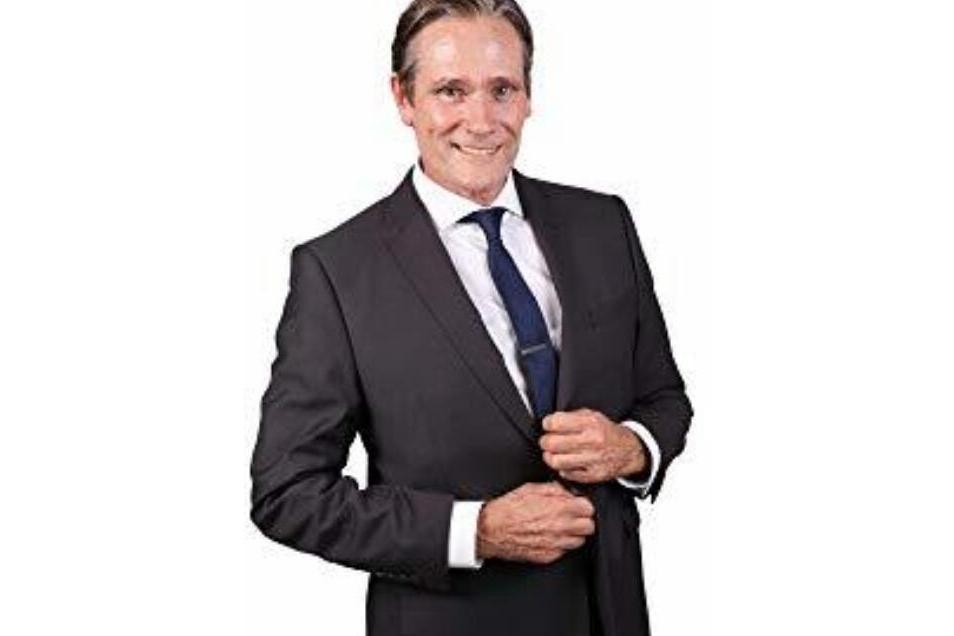 Noel Schwab Noel Schwab