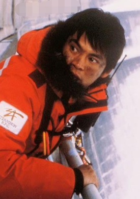 雪茫危機(日本2000年若松節朗執導電影)