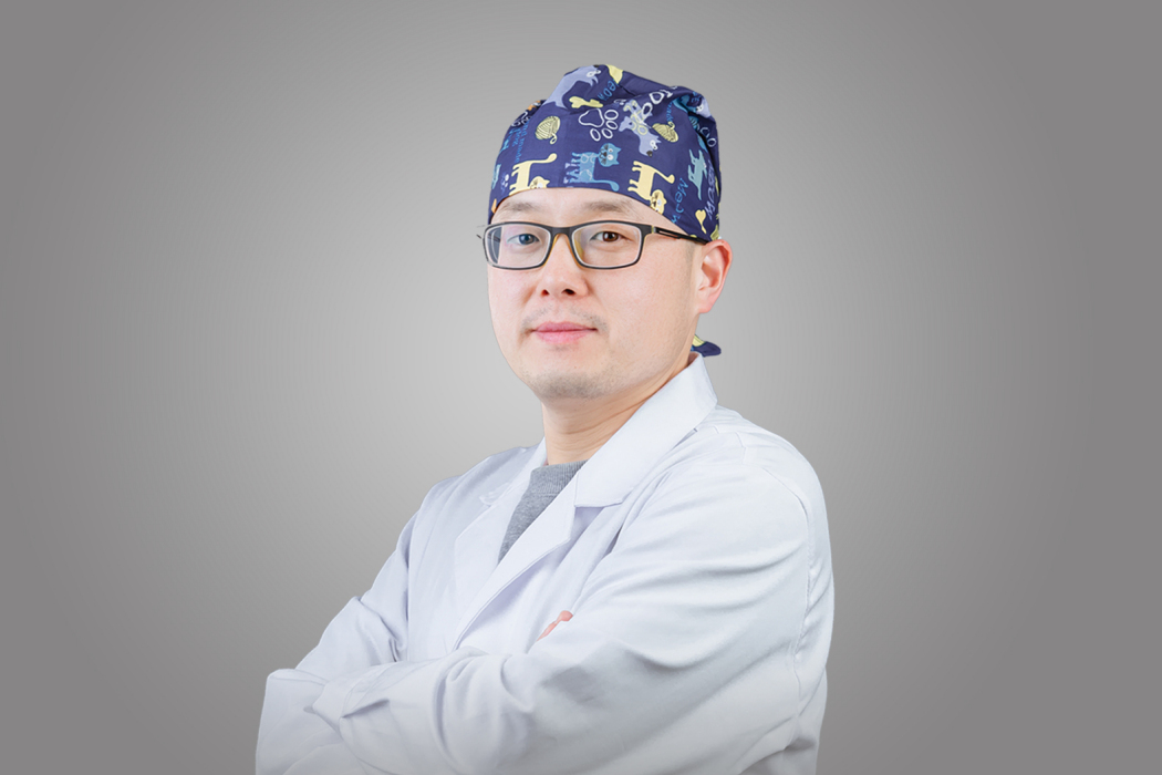 佟剛(首都醫科大學附屬北京同仁醫院副主任醫師) 佟剛(首都醫科大學附屬北京同仁醫院副主任醫師)