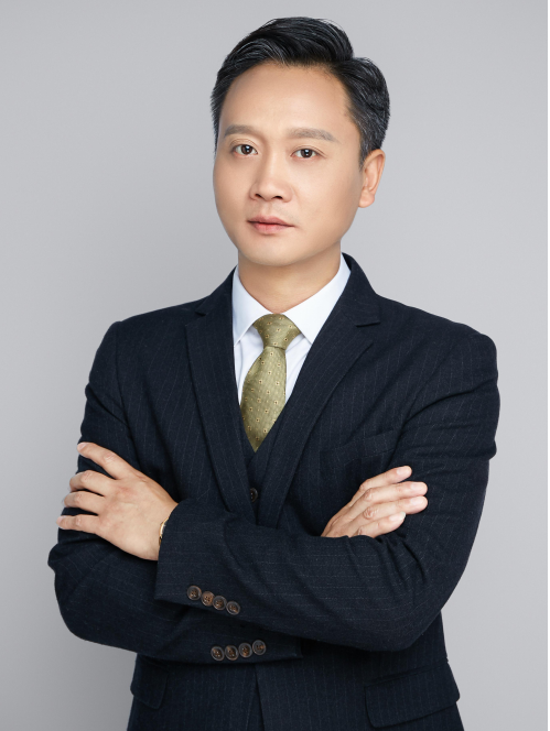 莊偉(上海威巍企業管理(集團)有限公司董事長) 莊偉(上海威巍企業管理(集團)有限公司董事長)