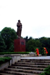 花明樓劉少奇紀念廣場上的劉少奇塑像