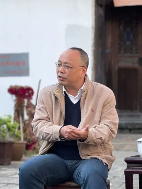 徐利民(時代楷模、浙江浦江縣委宣傳部原部長) 徐利民(時代楷模、浙江浦江縣委宣傳部原部長)