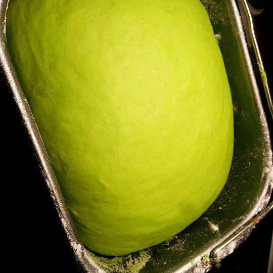 菠菜土司 菠菜土司