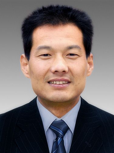 周曉龍(陝西省鹹陽市長武縣發展和改革局黨組成員、總工程師) 周曉龍(陝西省鹹陽市長武縣發展和改革局黨組成員、總工程師)