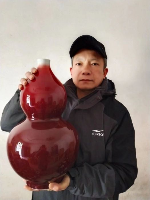 洪國華(景德鎮市非物質文化遺產代表性傳承人) 洪國華(景德鎮市非物質文化遺產代表性傳承人)