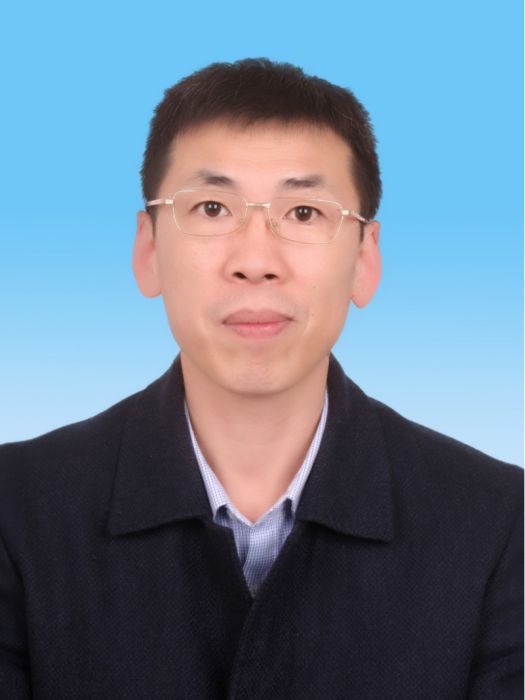 李建波(山東省煙臺市長島海洋生態文明綜合試驗區國家海洋公園管理中心副主任) 李建波(山東省煙臺市長島海洋生態文明綜合試驗區國家海洋公園管理中心副主任)