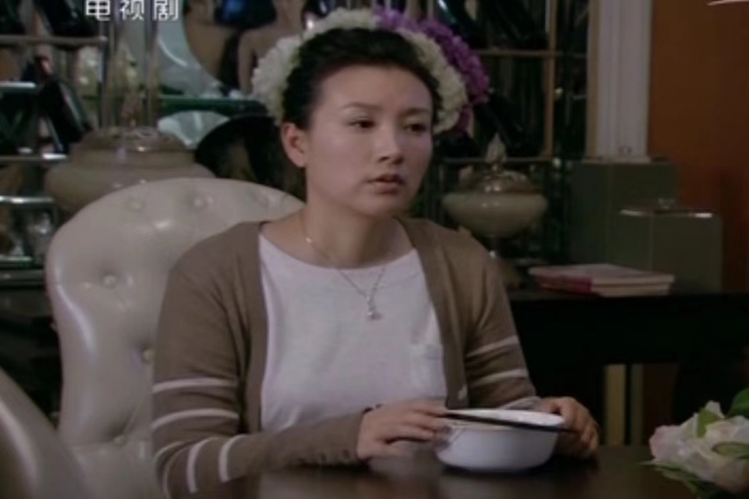 謝儀(都市情感劇《左手親情右手愛》中的角色) 謝儀(都市情感劇《左手親情右手愛》中的角色)